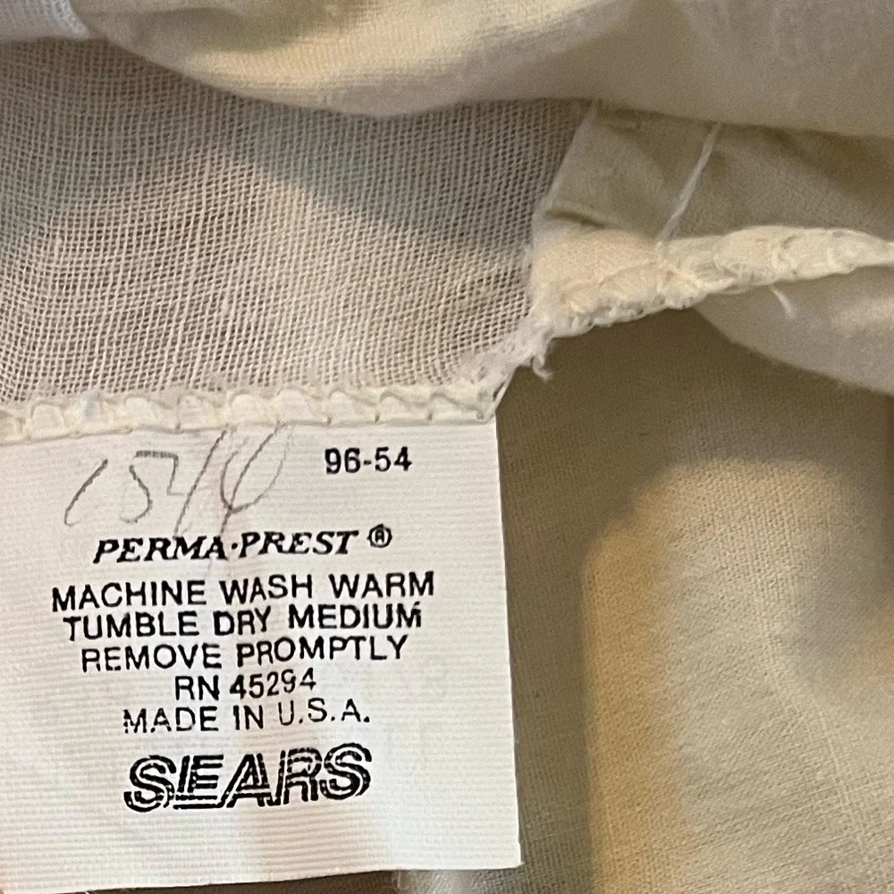 Sears Cream Dust Ruffle Full Size Bed GUC